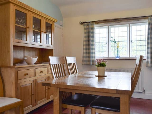 Spacious dining area  | The Cottage - Kingshill Farm, Little Kingshill, near Great Missenden