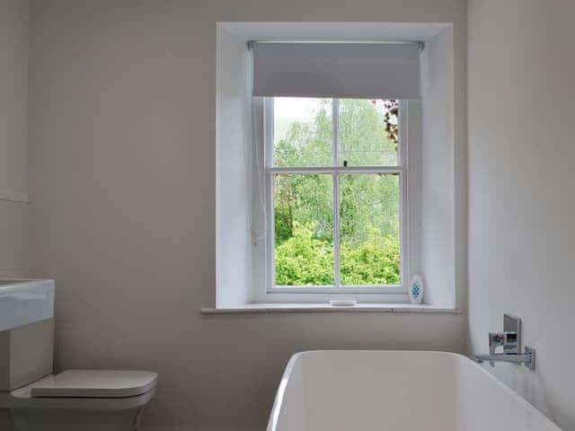 Bathroom with separate shower | Roundhill Cottages 1, Grasmere