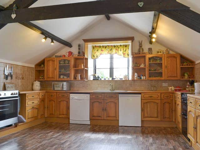 Kitchen | The Old Granary, Launcells, near Bude