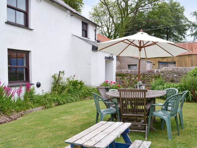 Tutchenor Farm, sleeps 12 in Beaworthy.