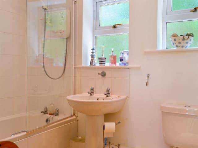 Bathroom | Hedgehogs Retreat, Davidstow, near Camelford