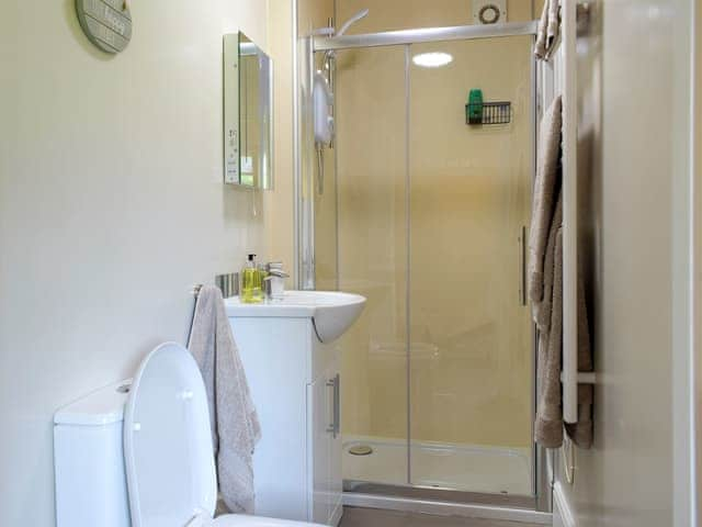 Shower room | Walkers Lodge, Dormington, near Hereford