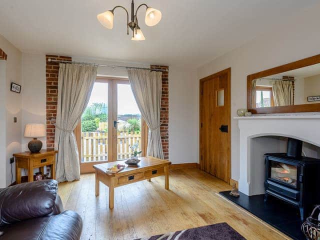Lovingly furnished living area | The Annex By The Bain, Kirkby on Bain, near Horncastle