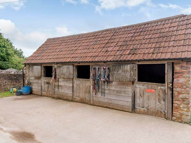 Paddocks and stables are available on-site | Bishpool Farm CottagesThe Granary, The Stable House - Bishpool Fa, Taunton and The Quantocks