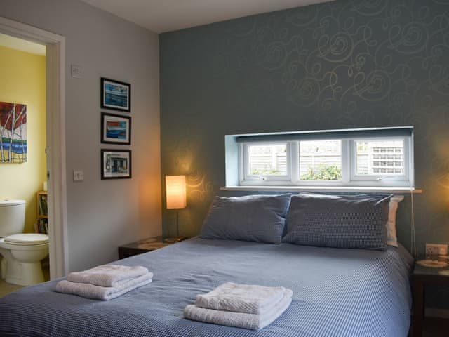 Double bedroom | Mussel Cottage, Elmer