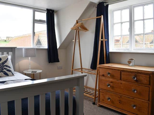 Twin bedroom | The Old Bakehouse, Whitby