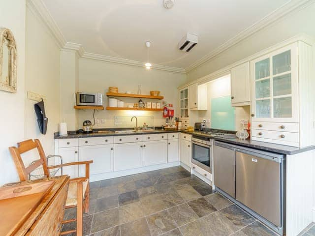 Well-equipped kitchen | Sir Henry Sidney - Ludlow Castle, Ludlow