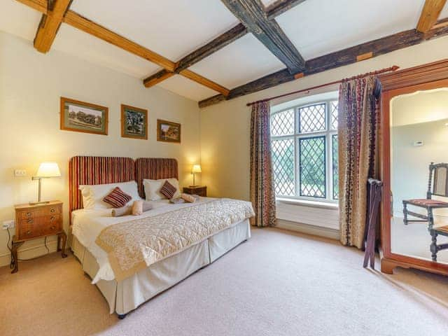 Relaxing double bedroom | Sir Henry Sidney - Ludlow Castle, Ludlow