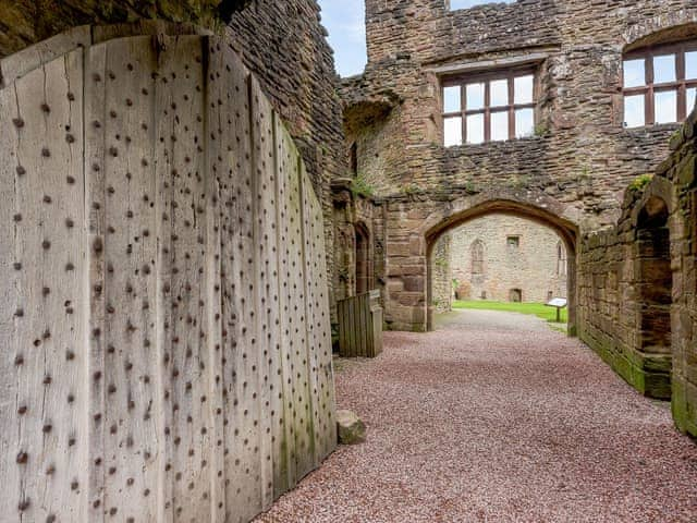 Historic Ludlow Castle | Prince Arthur & Catherine, Sir Henry Sidney, Comus - Ludlow Castle, Ludlow