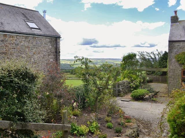 High Pastures (left) and Hillside (right) | Hillside Cottage, High Pasture Cottage - Bowser Hill Cottages, Hedley-on-the-Hill, near Consett