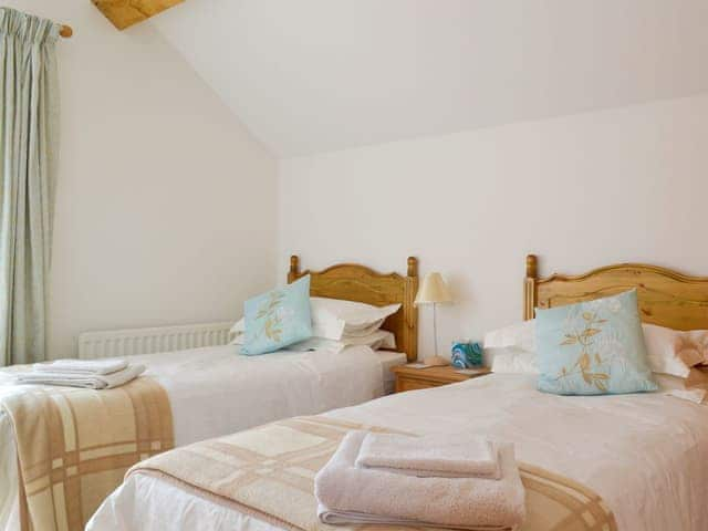 Twin bedroom | Holly Cottage, Handley, near Matlock