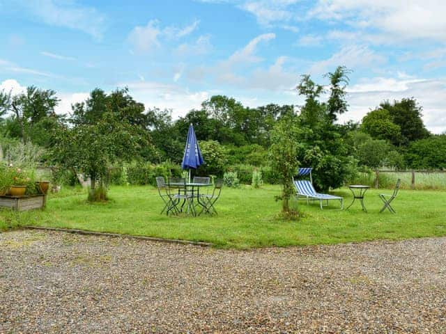 6-acre enclosed lawned grounds | Evie Rose Cottage, Elsenham, near Bishop&rsquo;s Stortford 