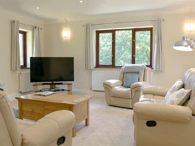 Comfortable living room | The Oaks - Trecan Farm Cottages, Lanreath, near Looe