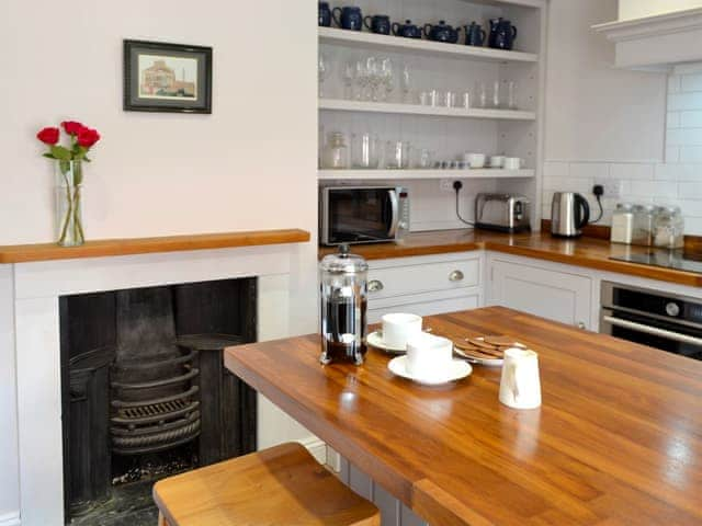 Farmhouse style kitchen | Oxtoby&rsquo;s Upstairs - Oxtoby&rsquo;s Cottages York, York