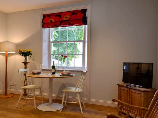 Dining area | Oxtoby&rsquo;s Downstairs - Oxtoby&rsquo;s Cottages York, York