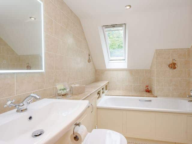 Bathroom | Riversdale Cottage, Irstead, near Wroxham