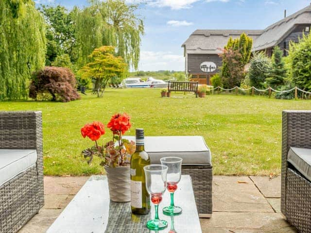 Sitting out area | Riversdale Cottage, Irstead, near Wroxham