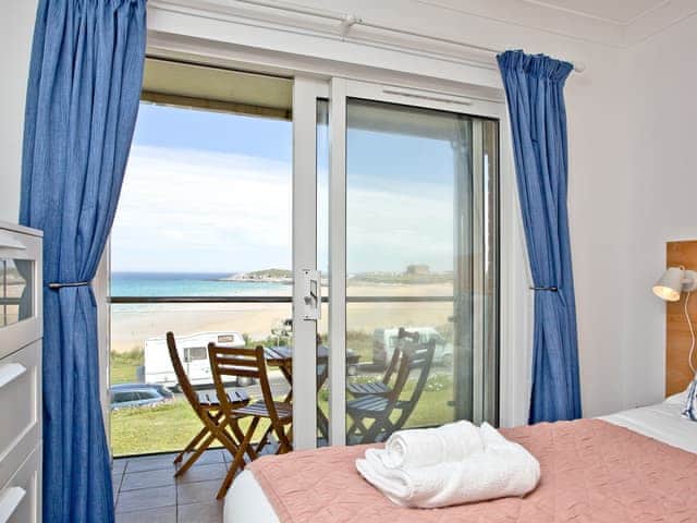 Bedroom | 8 Waters Edge - Waters Edge, Newquay
