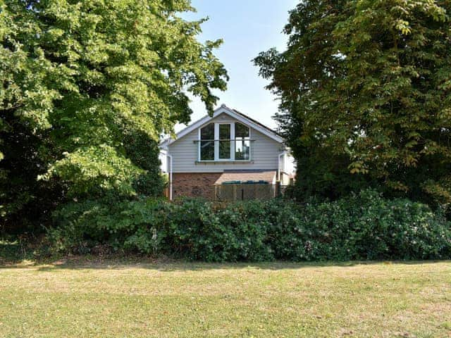 Exterior | Rainbows End, St. Lawrence, near Burnham-on-Crouch