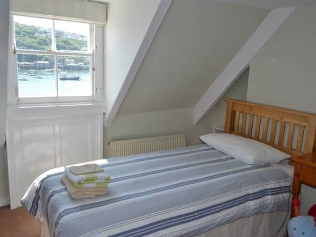 Twin bedroom located on the top floor with wonderful views | Roadstead, Fowey