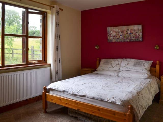 Double bedroom | Elderberry House - Sherrill Farm Holiday Cottages, Dunterton, near Tavistock