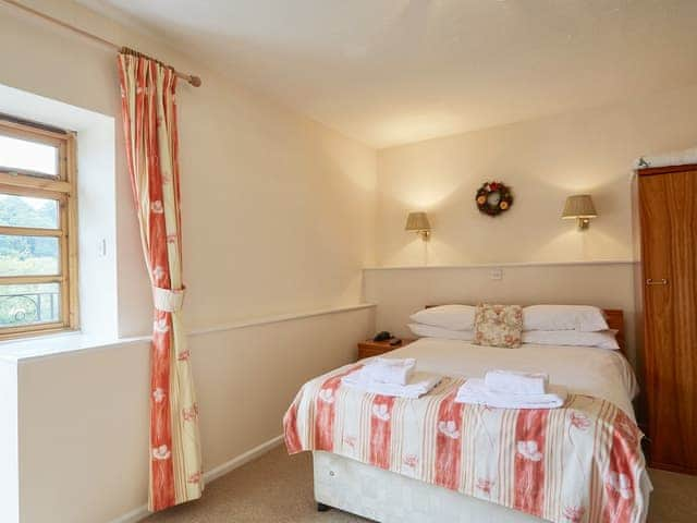 Double bedroom | The Carriages - Sid Valley Cottages, Sidbury, near Sidmouth