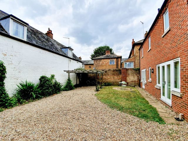 Exterior | Red Lion Cottage, Chatteris