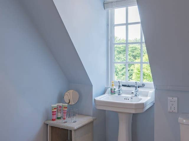 Bathroom | The Coach House Stables, Hernhill