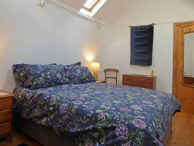 Cosy and inviting double bedroom | The Studio, Hoe, near Dereham