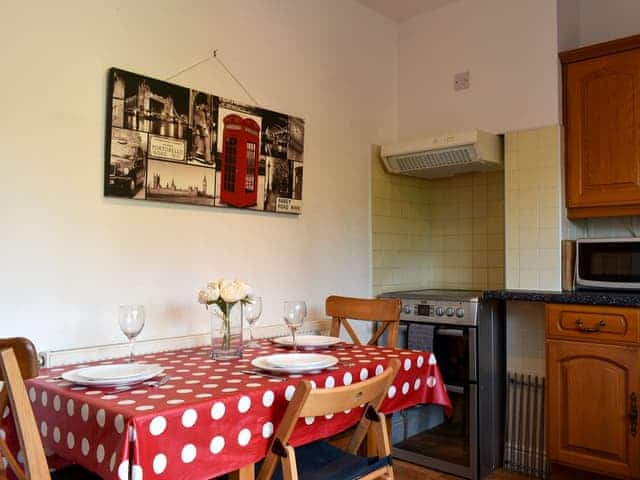 Kitchen and dining area | Shingle Cottage, Whistable