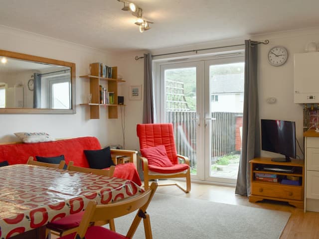 Comfortable open plan living space | Barbara Anne&rsquo;s - Porthtowan Holiday Apartments, Porthtowan, near Truro