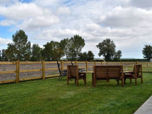 Sitting out area | Lords View, Ruckinge, near Ashford