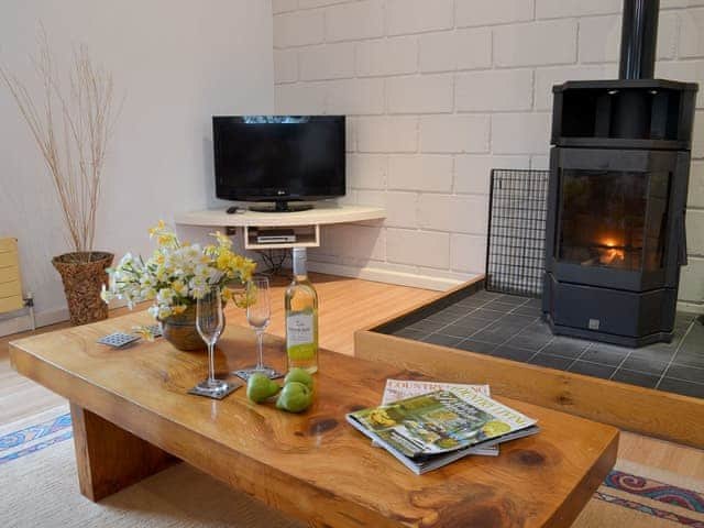 Open plan living space | Moderno - Tregrill Farm Cottages, Menheniot, near Liskeard