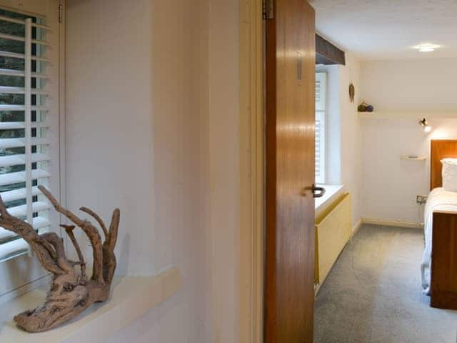 Hallway | Moderno - Tregrill Farm Cottages, Menheniot, near Liskeard