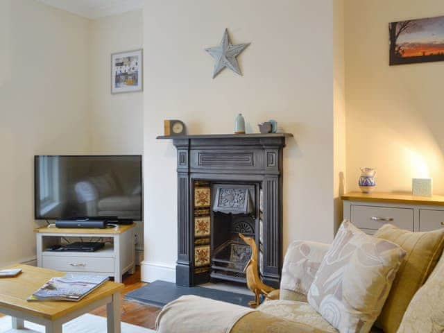 Welcoming living room | Cats Cottage, Kessingland, near Lowestoft