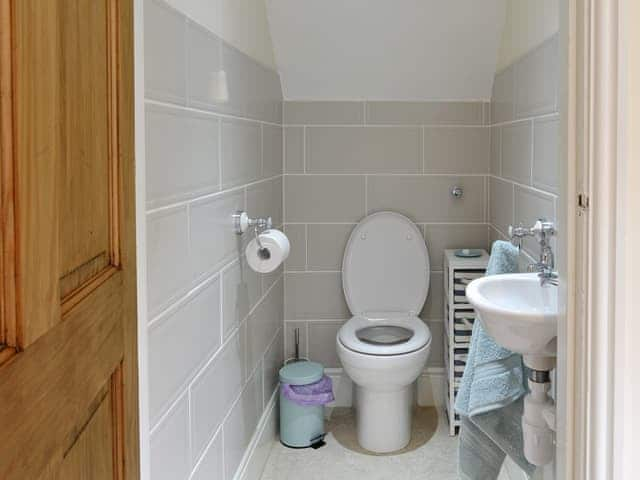 Additional separate toilet | Cats Cottage, Kessingland, near Lowestoft