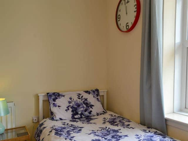 Twin bedroom | Porthole Cottage, Allonby, near Maryport