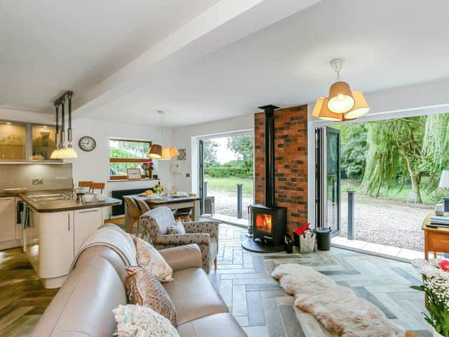 Stunning open plan living space | Beck View - Beck View and Boothby Cottage, Welton-le-Marsh, near Spilsby