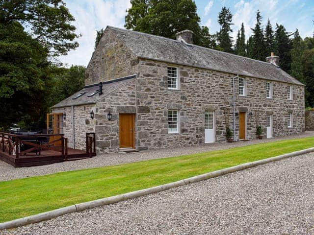 Spacious, traditional stone cottage  | Brandoch Lodge - Kinnaird Estate Cottages, By Dunkeld, Pitlochry