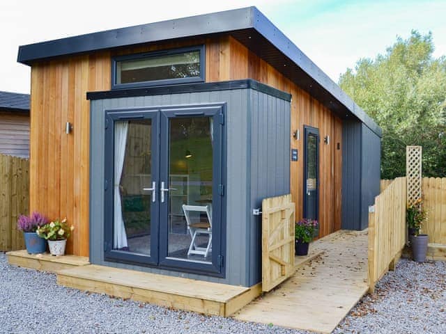 Cabin style studio accommodation | Curlew Lodge - Wallace Lane Farm Cottages, Brocklebank, near Caldbeck and Uldale