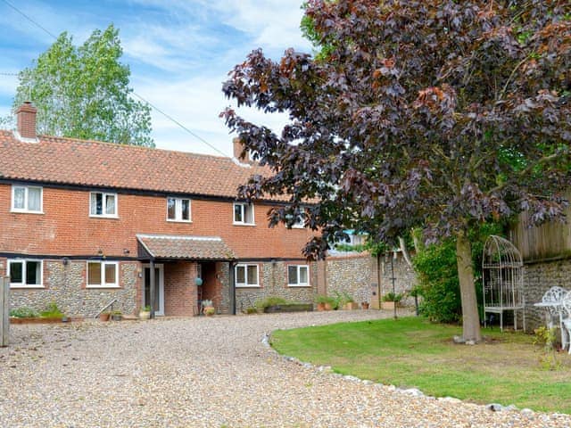 Lovely holiday home situated on the right | Wallages Cottage - White House Farm Holiday Cottages, Knapton, near North Walsham