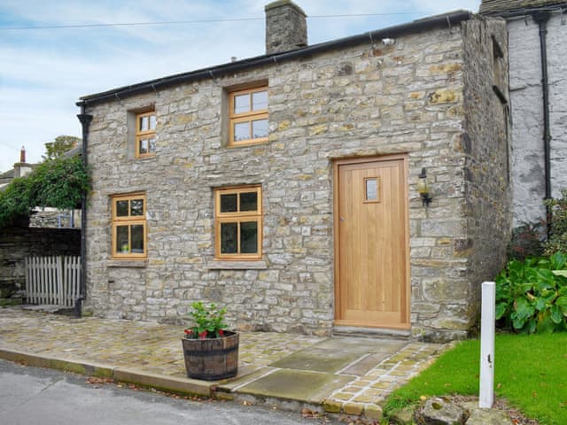Charming property | Gallivantin Cottage, Thornton Rust, near Hawes