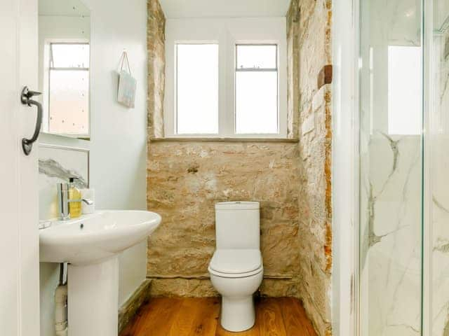 Shower room | The Old Granary - Hewelsfield Court, Hewelsfield, near Lydney