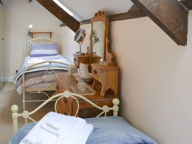 Twin bedroom | High Pasture Cottage - Bowser Hill Cottages, Hedley-on-the-Hill, near Consett