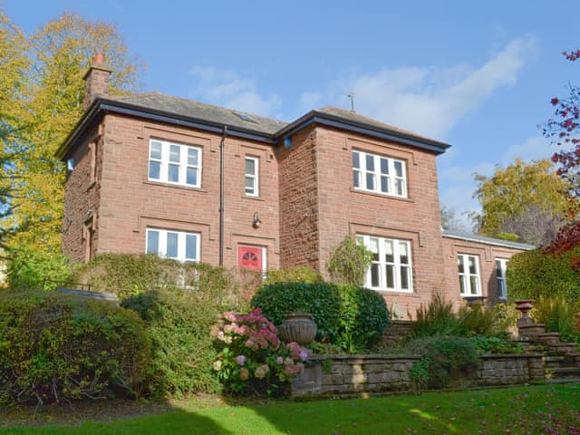 Stunning holiday home | The Garth, Penrith