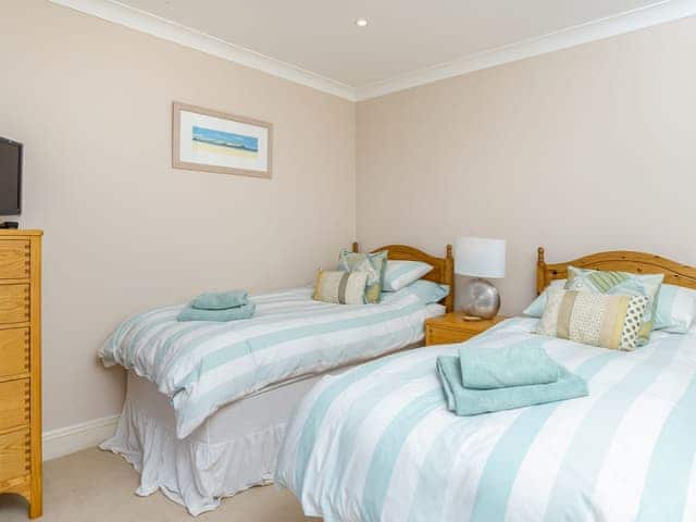 Comfy twin bedroom | Chyandour, Fowey