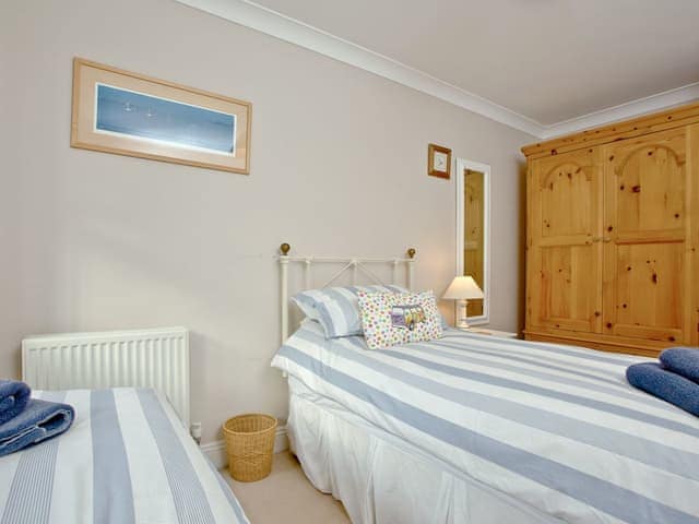 Comfortable twin bedroom | Chyandour, Fowey