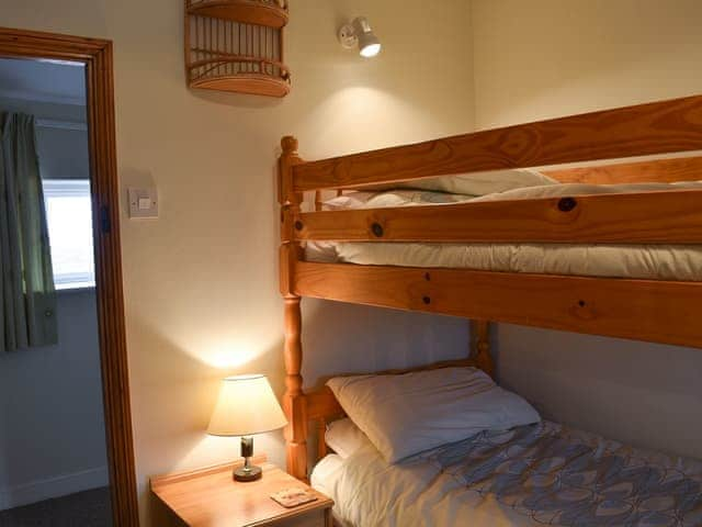 Bunk bedroom | Vista Cottage - Sea Marsh Cottages, Brancaster Staithe, near Wells-next-the-Sea