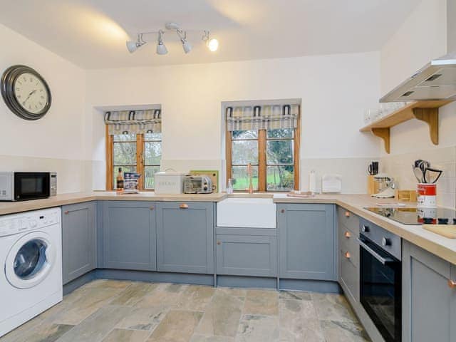 Kitchen | Moorhen Cottage - Penn Estate, Hollingbourne