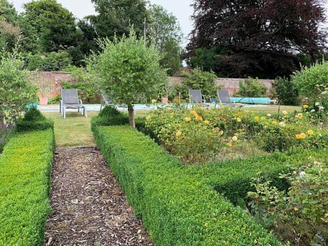 Garden and grounds | Moorhen Cottage - Penn Estate, Hollingbourne